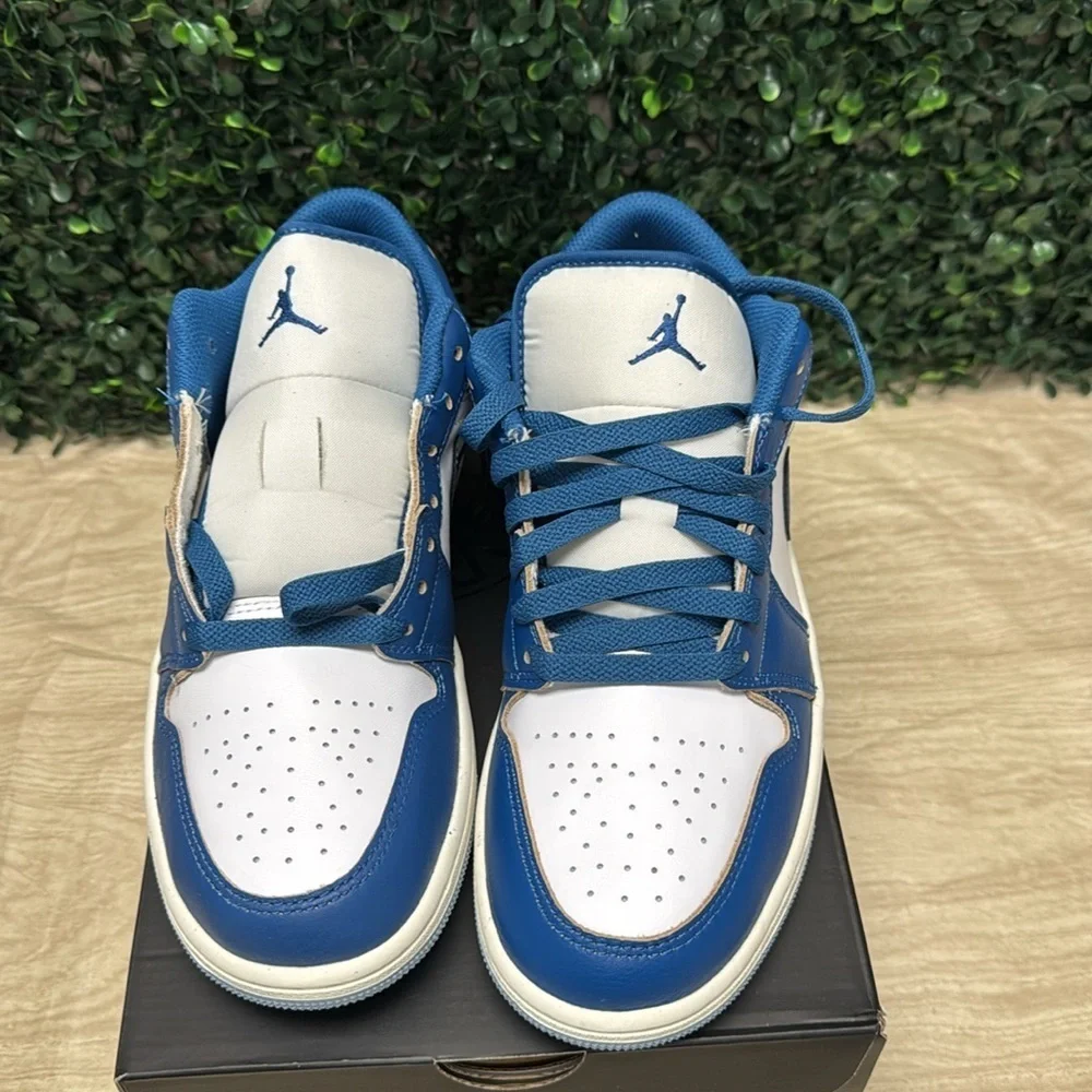 Air Jordan 1 Low SE - M7.5